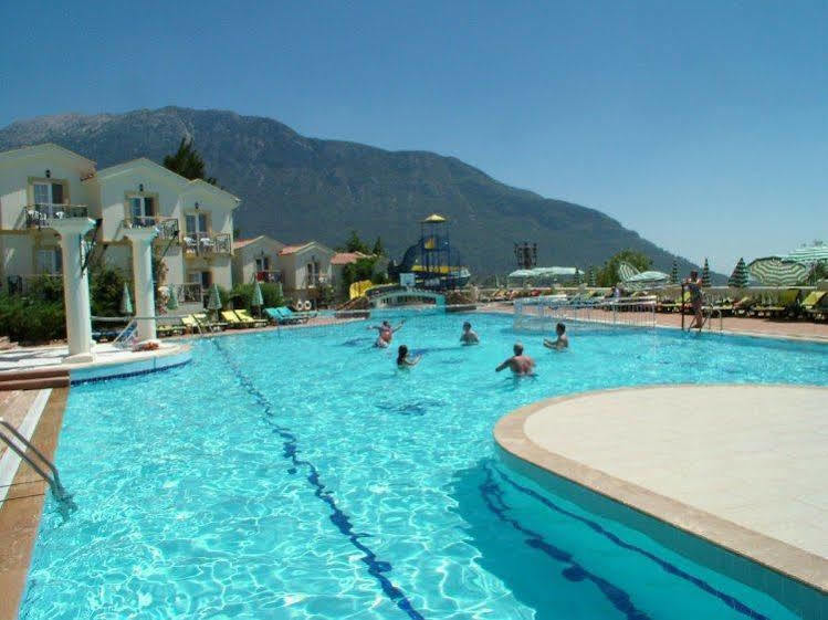 Royal Park Artemisia Club Hotel โอลลุนเดนิซ ภายนอก รูปภาพ