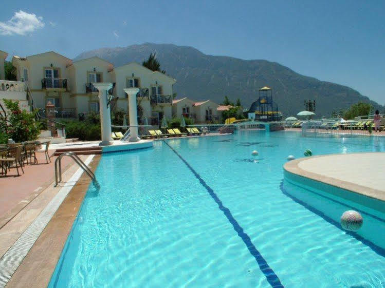 Royal Park Artemisia Club Hotel โอลลุนเดนิซ ภายนอก รูปภาพ